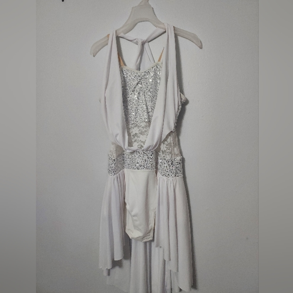White lyrical costume